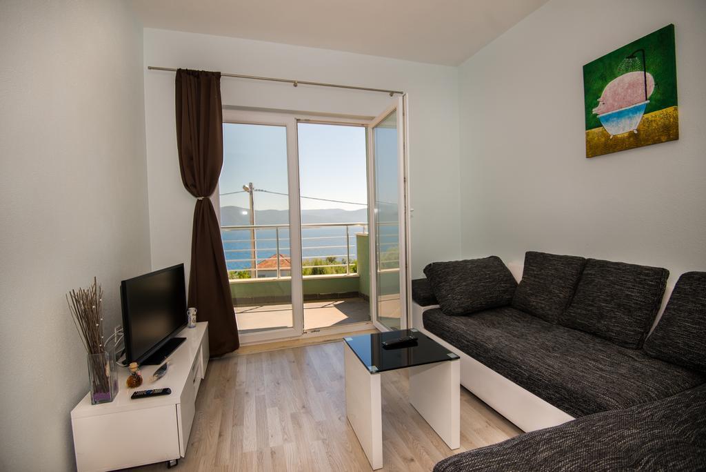 Apartments Ivano Klek Exterior photo